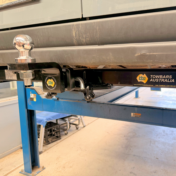 Mercedes-Benz Sprinter Van With Step 06/2018 - On - Towbar Kit
