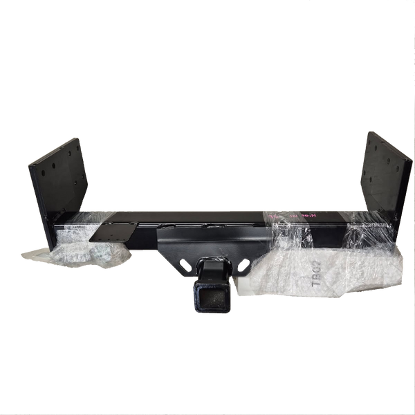 Fuso Canter 4x4 FG Wide Cab SWB Trayback Truck - Towbar Kit