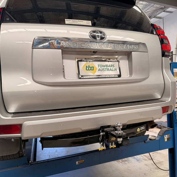 Toyota Prado 3 Door SUV 12/2017 - 07/2024 (Spare Wheel on Rear Door) - Towbar Kit