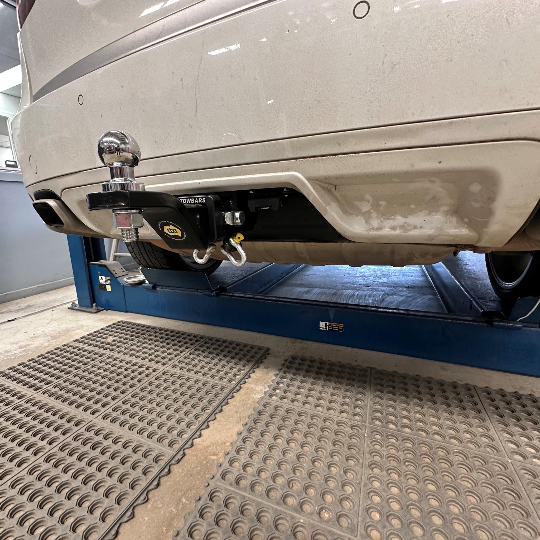 Porsche Cayenne Gen 2 SUV 01/2010 - 02/2018 - Towbar Kit