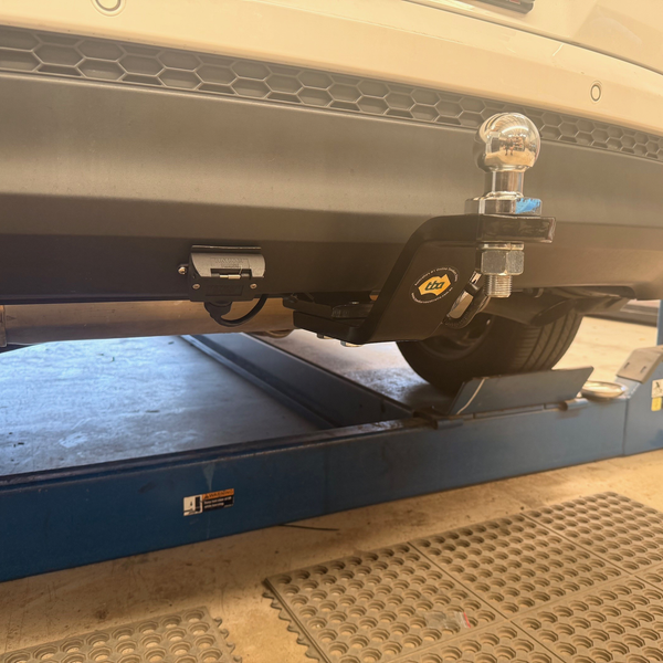 Hyundai Tucson SUV 05/2015 - 05/2018 (Built in South Korea with captive nuts) - Towbar Kit