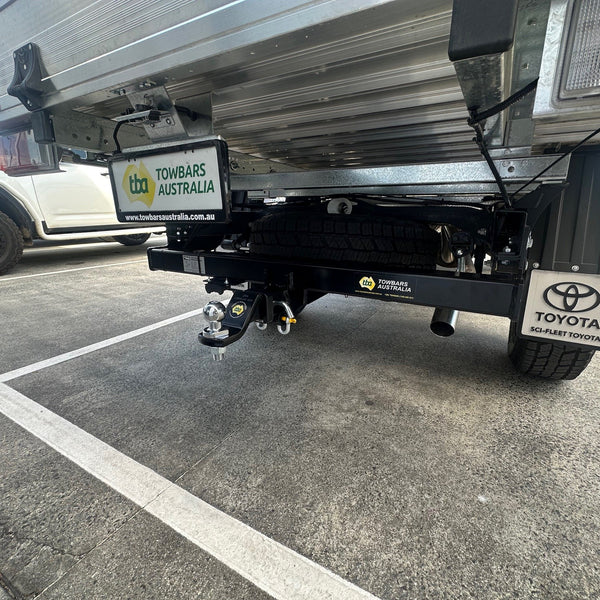 Toyota HiLux 2wd & 4wd Hi-Rider Cab Chassis Without Bumper 09/2015 - On - Towbar Kit