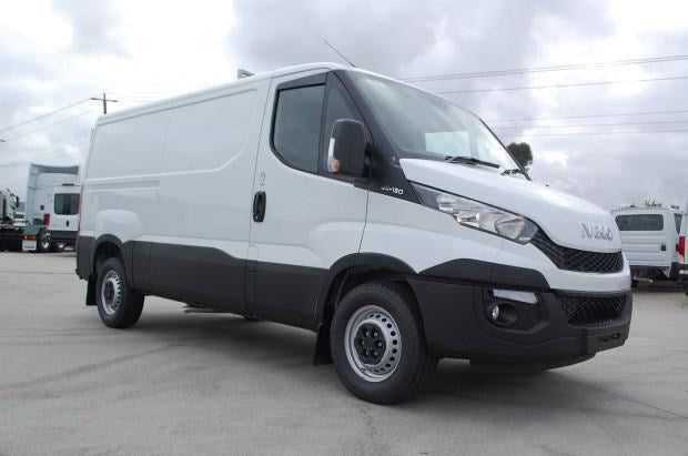Iveco Daily 35S13 Low Roof 3520 Van 02/2015 - On - Towbar Kit